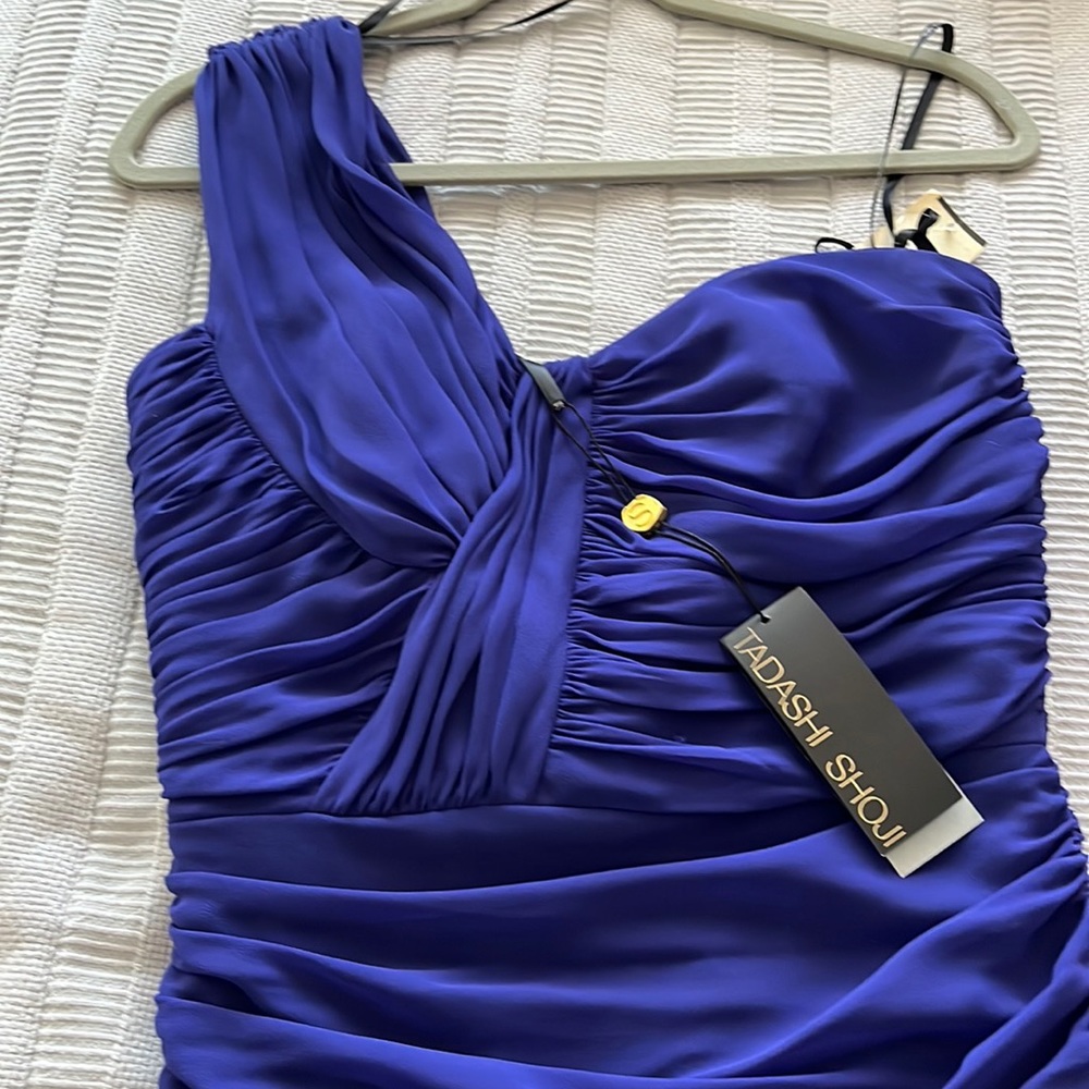 Tadashi Shoji one shoulder dress sz6 deep purple